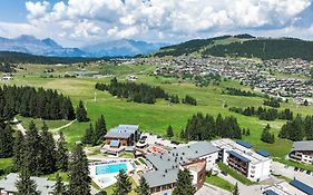 Belambra Clubs Les Saisies - Les Embrunes - Ski Pass Included